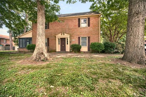 a-369 Circuit Ln, Newport News, VA, 23608-2915 | Card Image