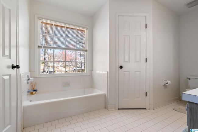 1641 Russet Crest Ln, House other with 3 bedrooms, 3 bathrooms and null parking in HOOVER AL | Image 20