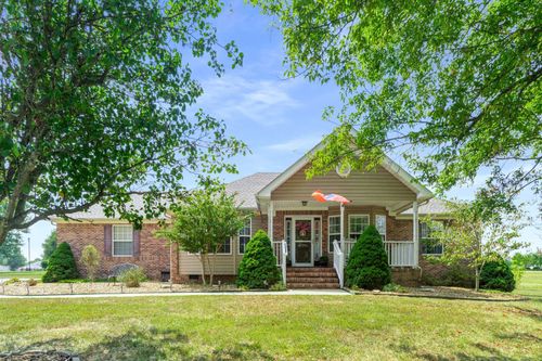 1900 Spears Ln, Columbia, TN, 38401-6937 | Card Image