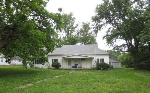110 E Main St, Savonburg, KS, 66772-4000 | Card Image