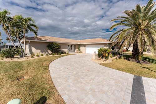 951 Lassino Ct, PUNTA GORDA, FL, 33950-6523 | Card Image