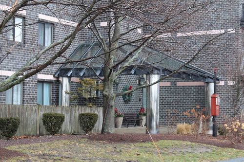 apt-601-500 Washington St, Quincy, MA, 02169-5870 | Card Image