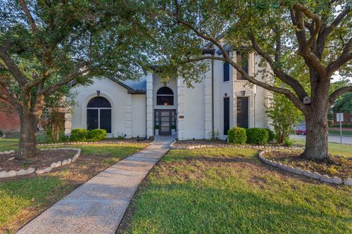 2100 Rheims Dr, Carrollton, TX, 75006-4328 | Card Image