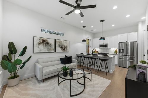 2-1809 Maple Ave, Austin, TX, 78702-1435 | Card Image