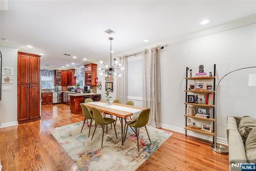 25 Michael Ln, Wallington, NJ, 07057-1064 | Card Image