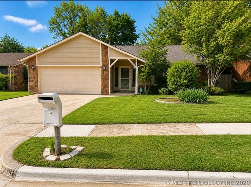 13801 E 33rd Pl, Tulsa, OK, 74134-4239 | Card Image