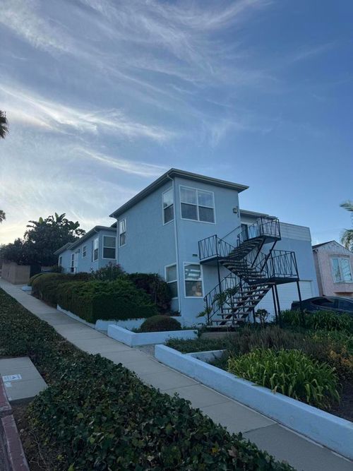 6225 S Verdun Ave, Los Angeles, CA, 90043 | Card Image