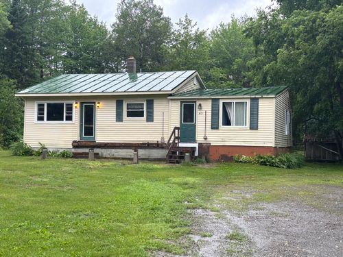 413 Lucy Knowles Rd, Farmington, ME, 04938-6303 | Card Image