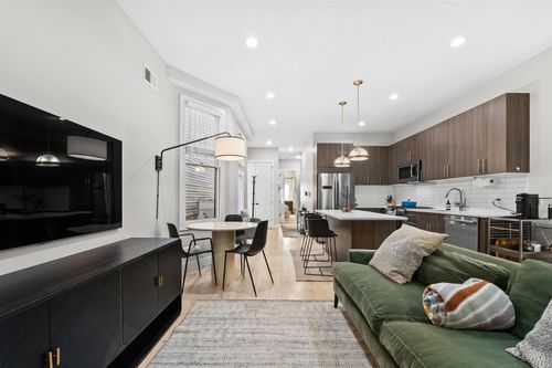 1a-289 Webster Ave, Jersey City, NJ, 07307-1167 | Card Image