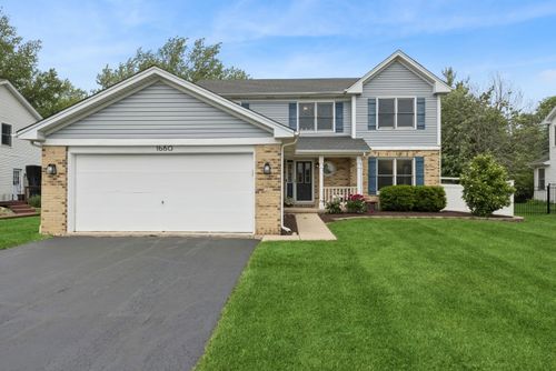 1680 Hidden Valley Dr, Bolingbrook, IL, 60490-5542 | Card Image