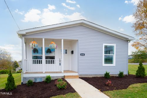 830 Fairview Ave, Kingsport, TN, 37660-2506 | Card Image