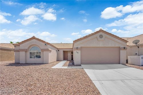 6122 Theatrical Road, North Las Vegas, NV, 89031 | Card Image