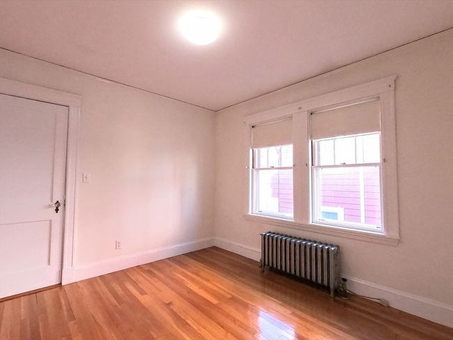 2 - 26 Guernsey St, Condo with 2 bedrooms, 1 bathrooms and null parking in Roslindale MA | Image 21