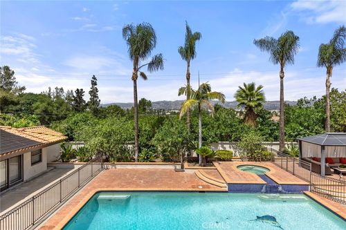 417 W Las Palmas Dr, Fullerton, CA, 92835 | Card Image