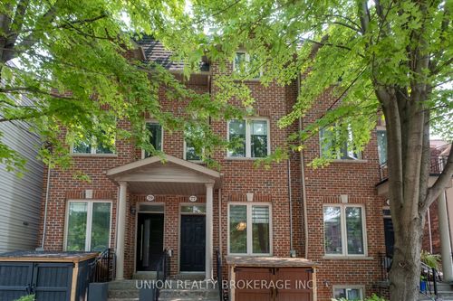 77 Logan Ave, Toronto, ON, M4M2M9 | Card Image