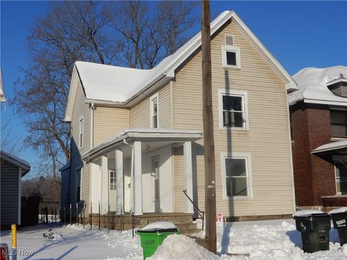 313 N 2nd St, Coshocton, OH, 43812-1104 | Card Image