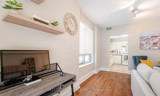 206 - 53 Woodbridge Ave, Condo with 1 bedrooms, 1 bathrooms and null parking in Vaughan ON | Image 22