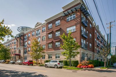 421 - 3000 Vanderbilt Pl, Condo with 1 bedrooms, 1 bathrooms and 1 parking in Nashville TN | Image 1