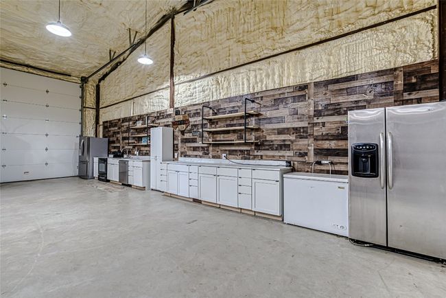 With kitchenette offering plenty of storage | Image 35