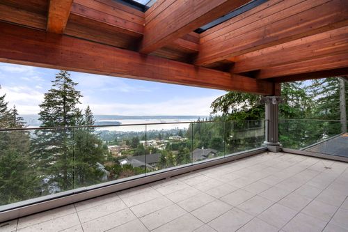 1119 Millstream Rd, West Vancouver, BC, V7S2C8 | Card Image