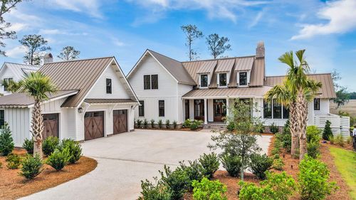 114 Peninsula Dr, Ravenel, SC, 29470-9674 | Card Image
