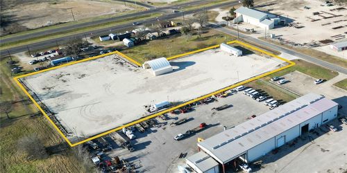 4024 Carrabba Rd, Bryan, TX, 77808 | Card Image