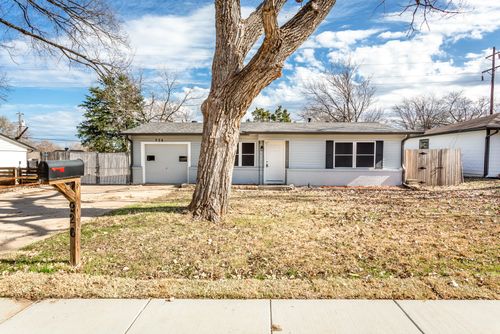 926 Powell Rd, Mesquite, TX, 75149-3829 | Card Image