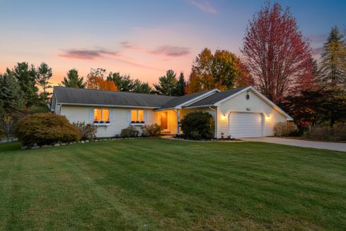 7533 S 25th St, Kalamazoo, MI, 49048-9745 | Card Image