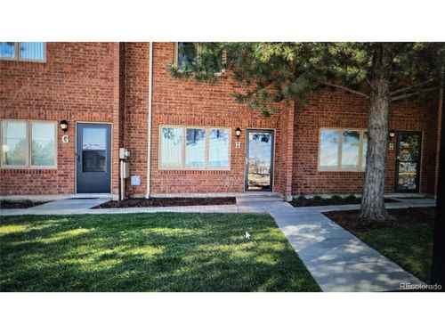 h-2101 Chatalet Ln, Pueblo, CO, 81005 | Card Image