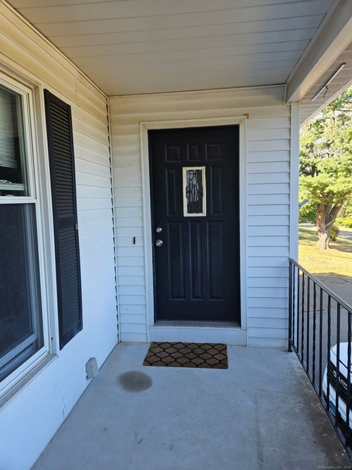 49 Long Meadow Dr, Meriden, CT, 06450-6928 | Card Image