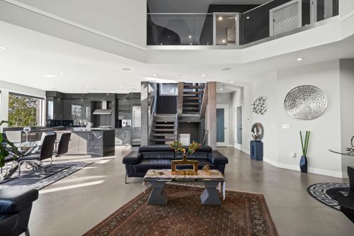 13645 Mckercher Dr, Maple Ridge, BC, V4R0E1 | Card Image