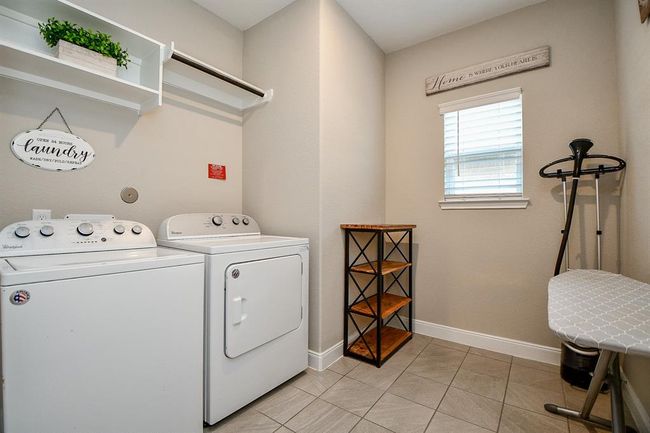 2626 Summer Indigo Trl, House other with 5 bedrooms, 3 bathrooms and 2 parking in Pearland TX | Image 44