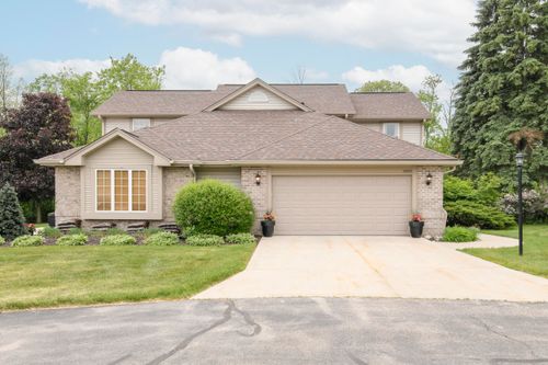 14355 W Lenox Dr, New Berlin, WI, 53151-3877 | Card Image