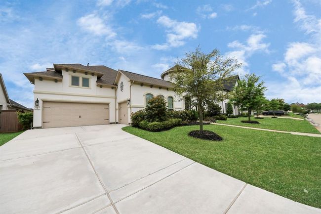 12813 N Palomino Lake Cir, House other with 4 bedrooms, 4 bathrooms and 3 parking in Cypress TX | Image 4