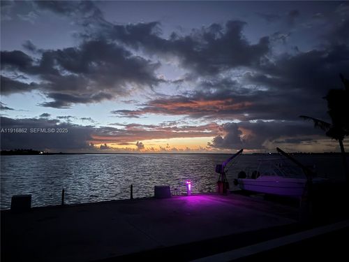 1733 Sunrise Dr, Big Pine Key, FL, 33043-5008 | Card Image