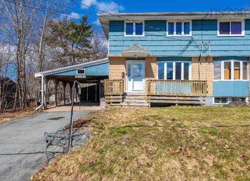 24 Mcintosh St, Halifax, NS, B3R1G8 | Card Image