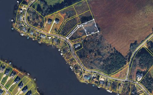 354 Lyman Lake Rd, lyman, SC, 29365-9798 | Card Image