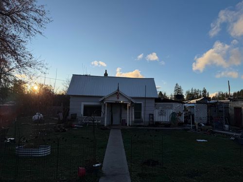 206 N 1st St, Rockford, WA, 99030-5111 | Card Image