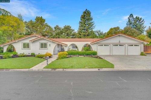 210 Likely Dr, Alamo, CA, 94507-1410 | Card Image