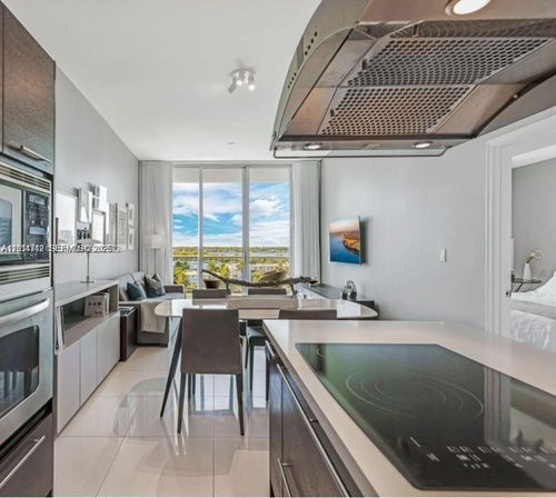 707-7930 East Dr, North Bay Village, FL, 33141 | Card Image