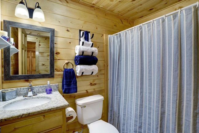 20 Lauras Cove Ln, House other with 2 bedrooms, 2 bathrooms and 1 parking in Murphy NC | Image 19