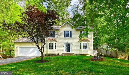 3605 Burton Rd, BUMPASS, VA, 23024-9687 | Card Image