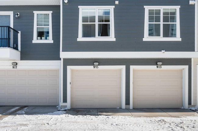 915 Cranbrook Walk Se, Home with 2 bedrooms, 1 bathrooms and 1 parking in Calgary AB | Image 19
