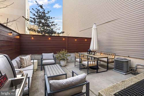 1-1651 E Eyre St, PHILADELPHIA, PA, 19125-2419 | Card Image