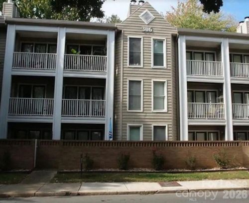 6-306 S Cedar St, Charlotte, NC, 28202-1028 | Card Image