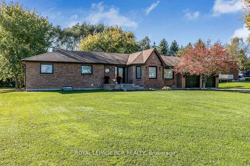 4372 10 Side Road, Bradford West Gwillimbury, ON, L3Z3V3 | Card Image