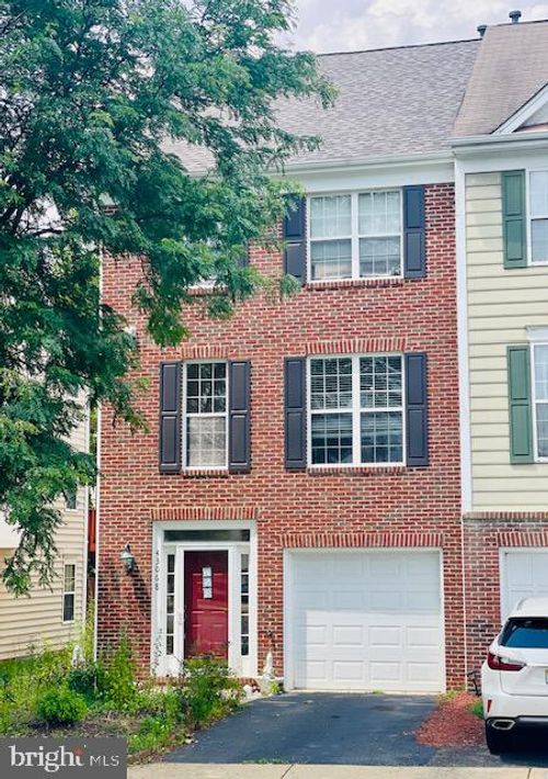 43068 Francis Sq, CHANTILLY, VA, 20152-5307 | Card Image