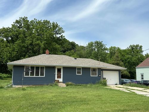 246 Grant St S, Lake Benton, MN, 56149-1500 | Card Image