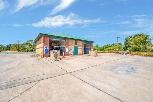 100 Baker Ln, Robinson, TX, 76706-5102 | Card Image