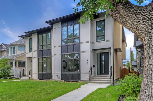440 23 Ave Nw, Calgary, AB, T2M1S4 | Card Image